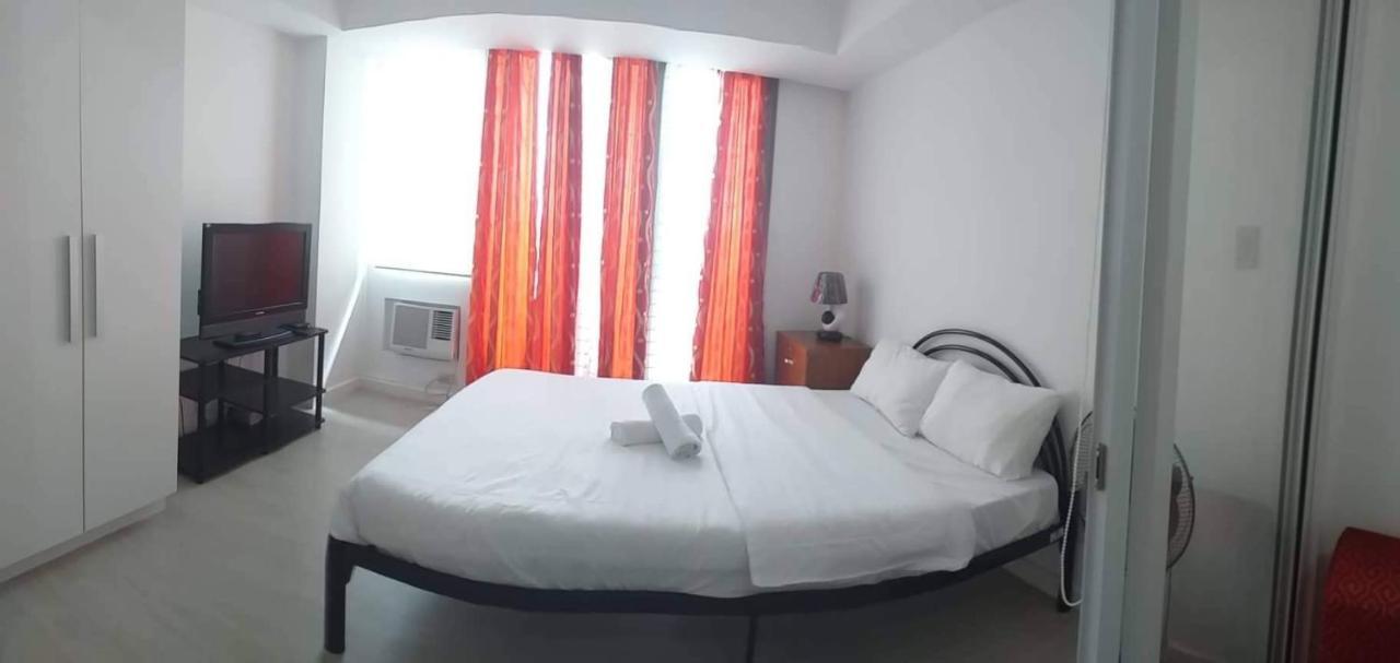 Azure C2 Balcony Wifi Near Mall Airport Multiple Units Paranaque City Exteriör bild
