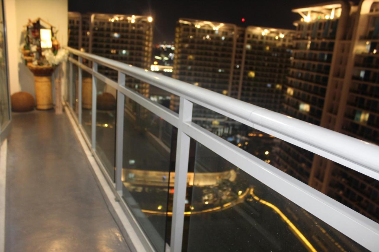 Azure C2 Balcony Wifi Near Mall Airport Multiple Units Paranaque City Exteriör bild