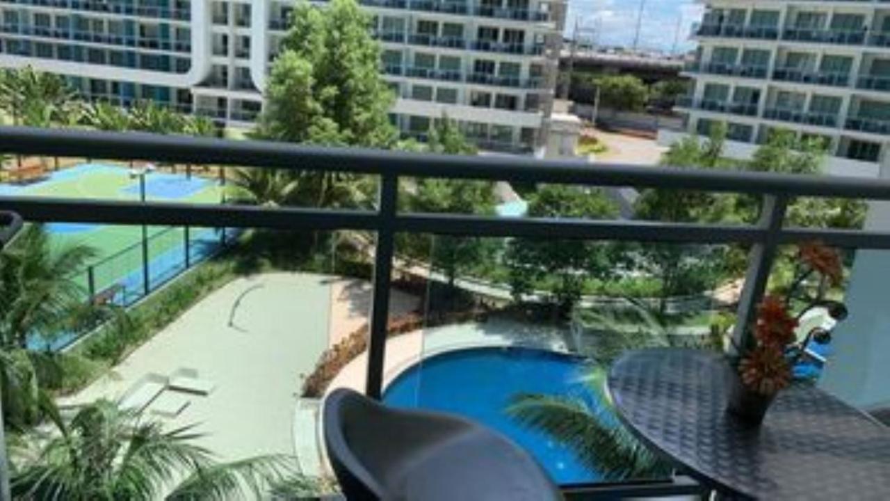 Azure C2 Balcony Wifi Near Mall Airport Multiple Units Paranaque City Exteriör bild